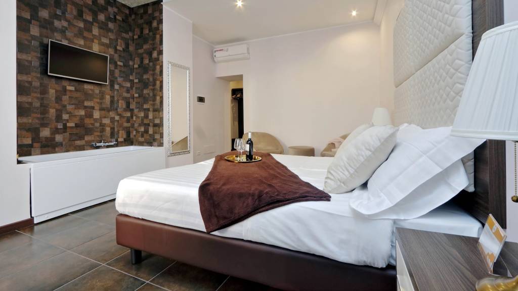Casa-de-invitados-Roma-Suite-Monti-Habitacion-King-076