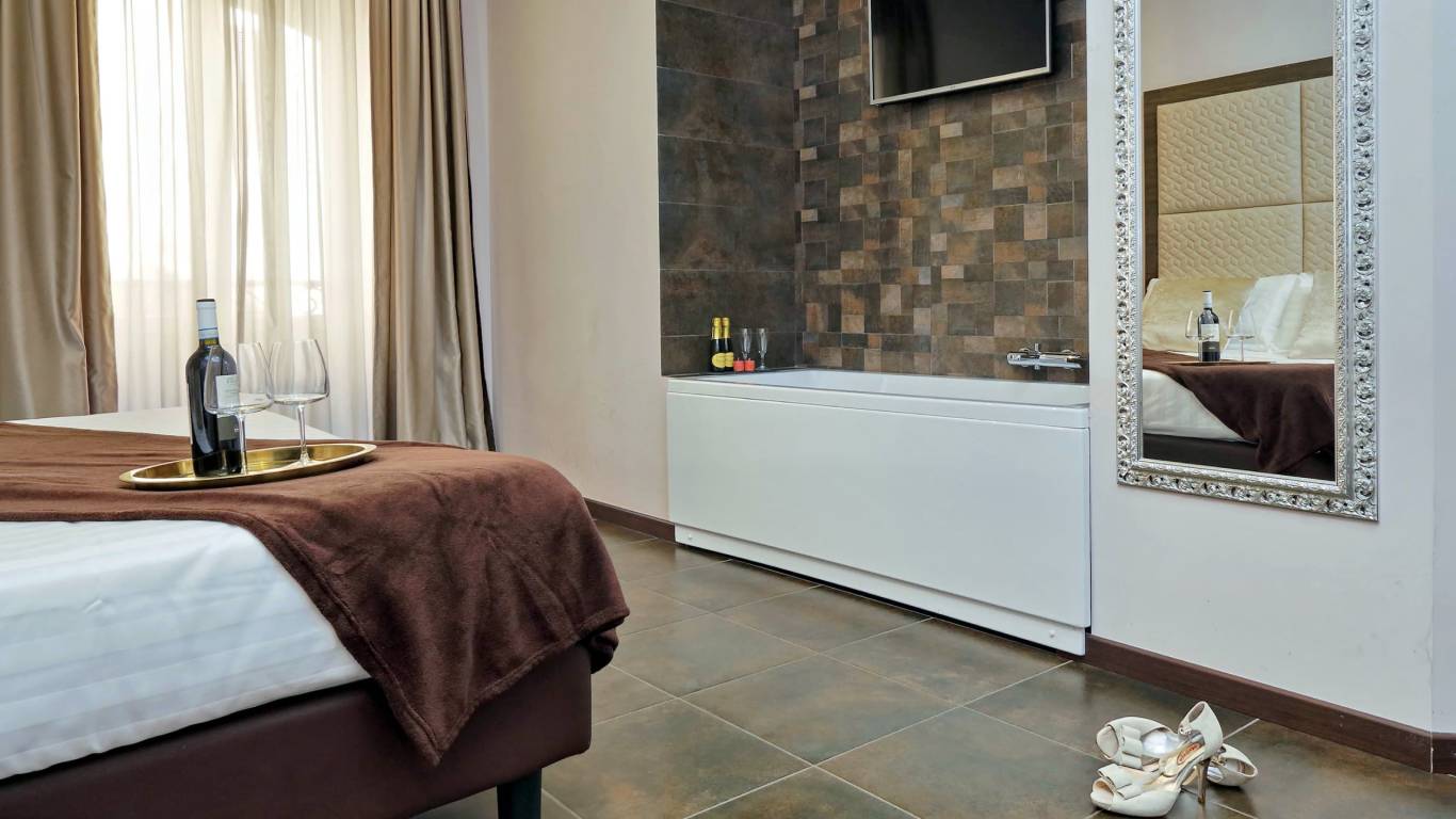 Guest-house-Roma-Suite-Monti-Rome-Superior-Room-074